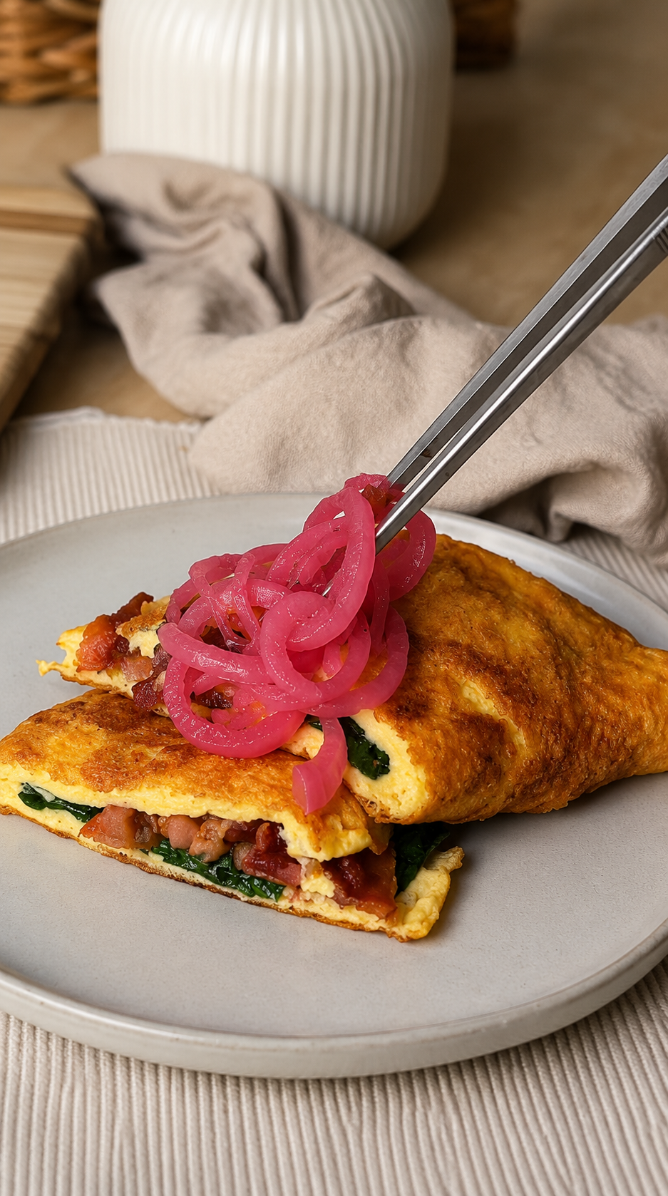 Huevos a huevo #27. Omelette en costra de queso